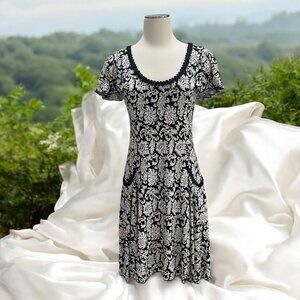 Max Studio Black White Damask Print Short Sleeve A‎ Line Dress M Retro Cottage